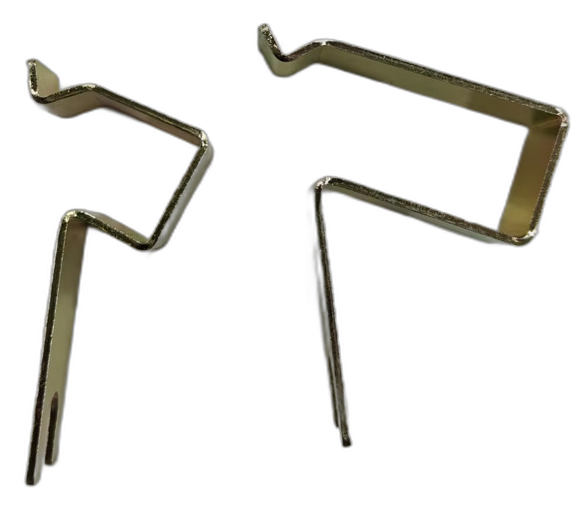 MK2 Golf 16v plug lead carrier retaining clips — pair of VW 027 905 478 B and 027 905 478 C zinc-plated reproduction clips, side profile on transparent background
