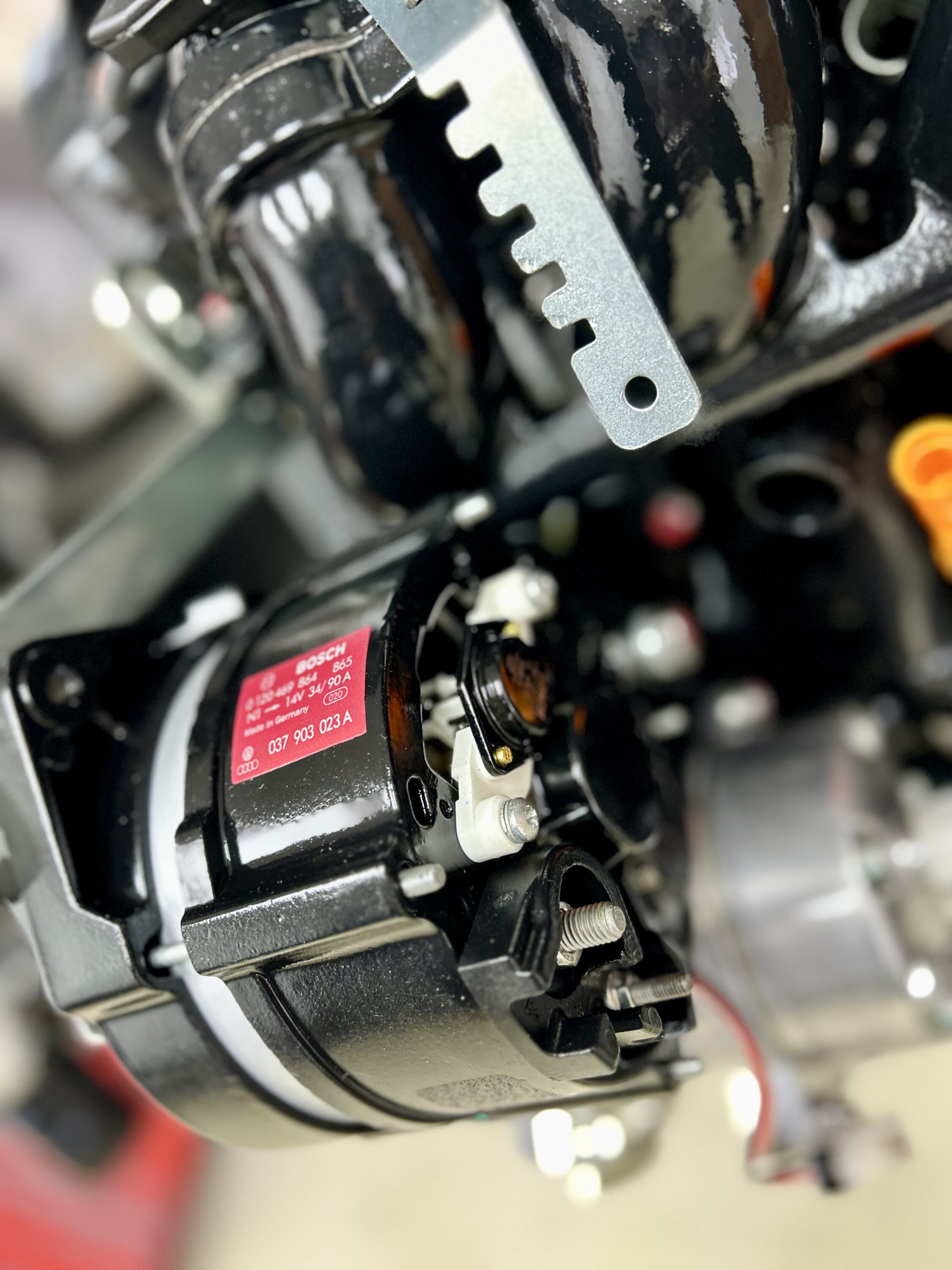 2.1 9A 16V engine — workshop photograph