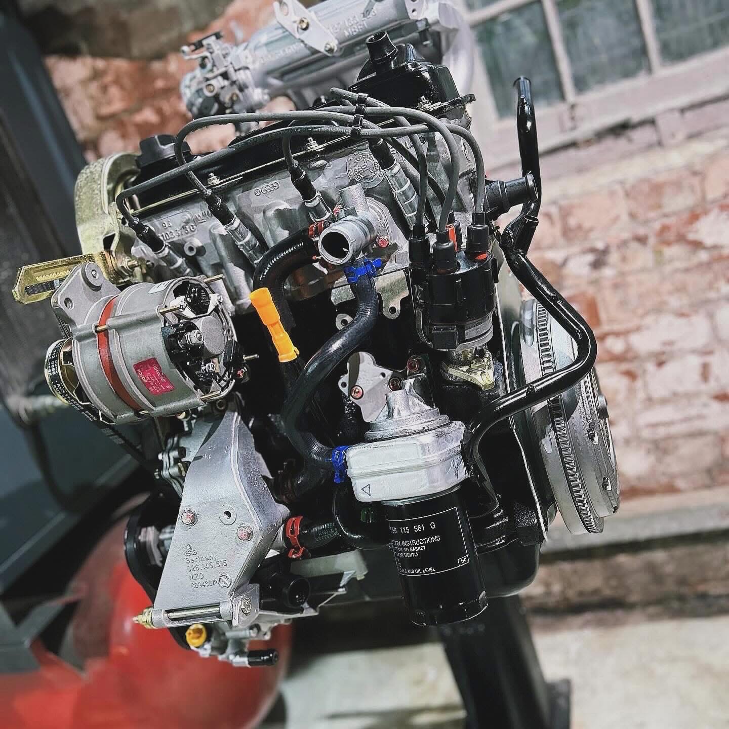EV 1.8 8V engine — workshop photograph